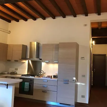 Lägenhet Casa Di Gil Parma