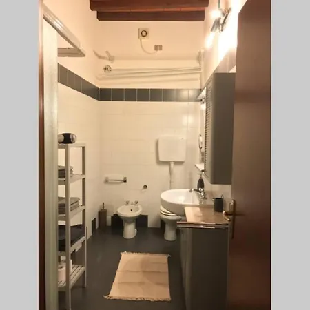 Casa Di Gil Lägenhet Parma